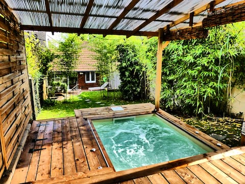 Bubble of serenity at the gates of Paris, private spa