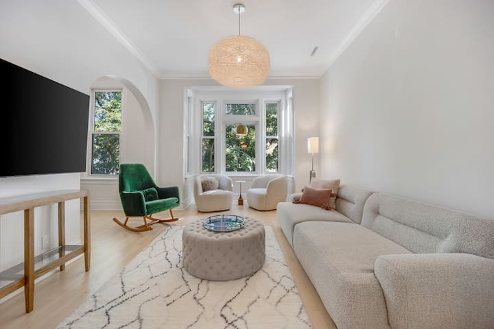 Chic vintage-meets-modern duplex in fab location