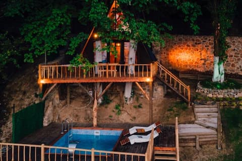 Lost Forest Chalets - Linden- Heated pool