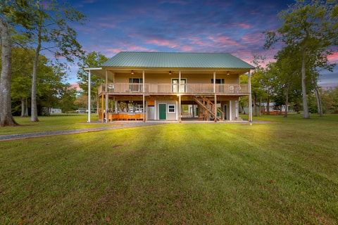 Atchafalaya Ahnvee, a slice of heaven on the river