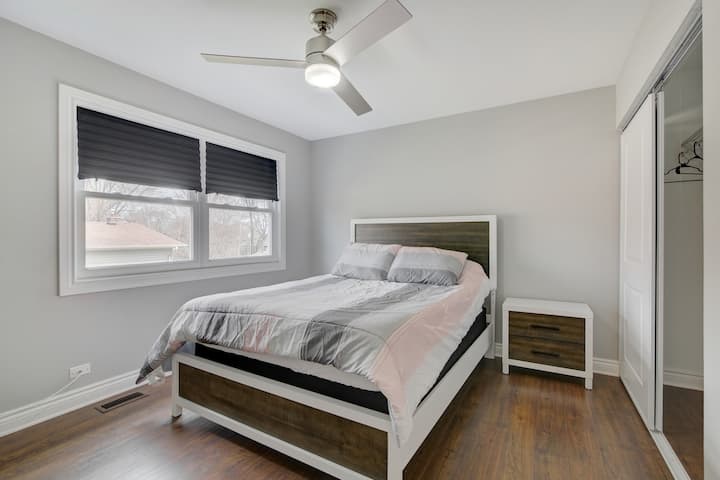 Camera 5 con queen-size