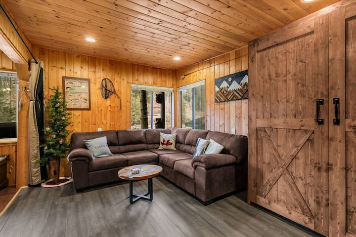 Lornes Landing A/c Riverfront Wifi View Ev Hot Tub - Index, WA