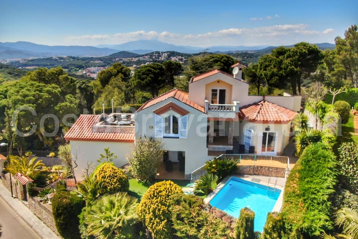 CostaBravaNatura ★Villa Santa Cristina★