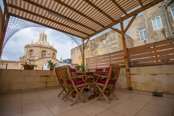 City Living Air managed Airbnb listing 2
