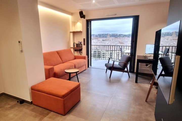 Aix Rooftop T2 - 5* Vue Panoramique + Parking Free - Aix-en-Provence
