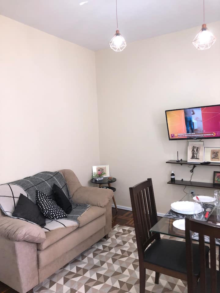 302 Cozy & well located 2 qtos with air Apartments for Rent in