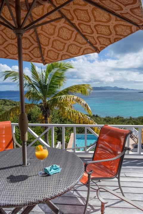 Amazing views in a beautiful villa