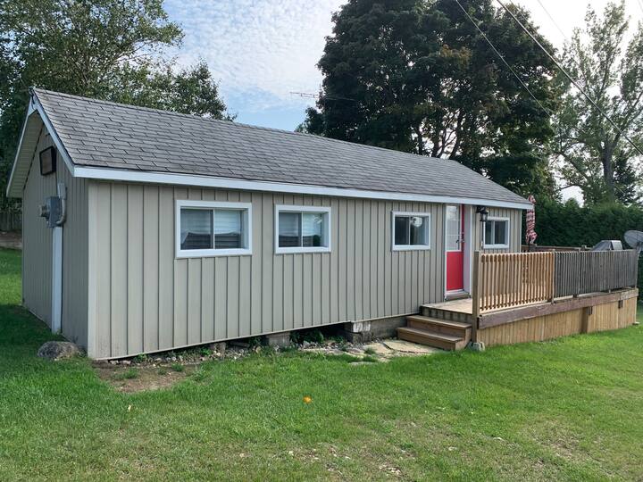 Pike Bay Hideaway Cottages for Rent in Wiarton, Ontario, Canada Airbnb