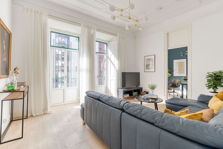 São Sebastião Comfy Apartment (no elevador)