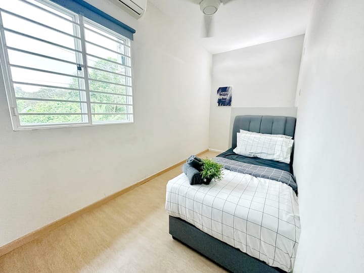 غرفة النوم 2