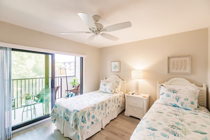 მე-2 საძინებელი 2 ორადგილიანი საწოლით და პირდაპირ ლანაიზე გასასვლელით.