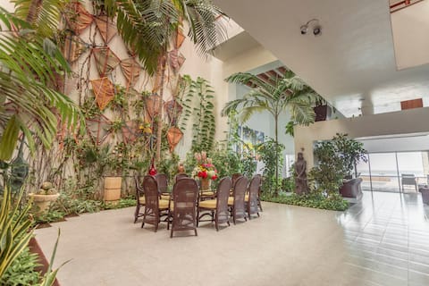 Top performing Airbnb: Ultra, large oceanfront house in Chicxulub (Chicxulub Puerto)