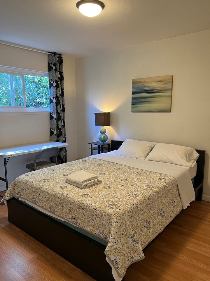 Nice, safe private room 32 Houses for Rent in Santa Clara