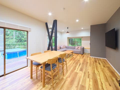 Stylish Cottage Retreat in the Mt. Fuji Highlands