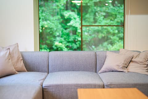 Asamogiri Fuji's hidden inn: A stylish cottage surrounded by nature overlooking Mt. Fuji, full remod