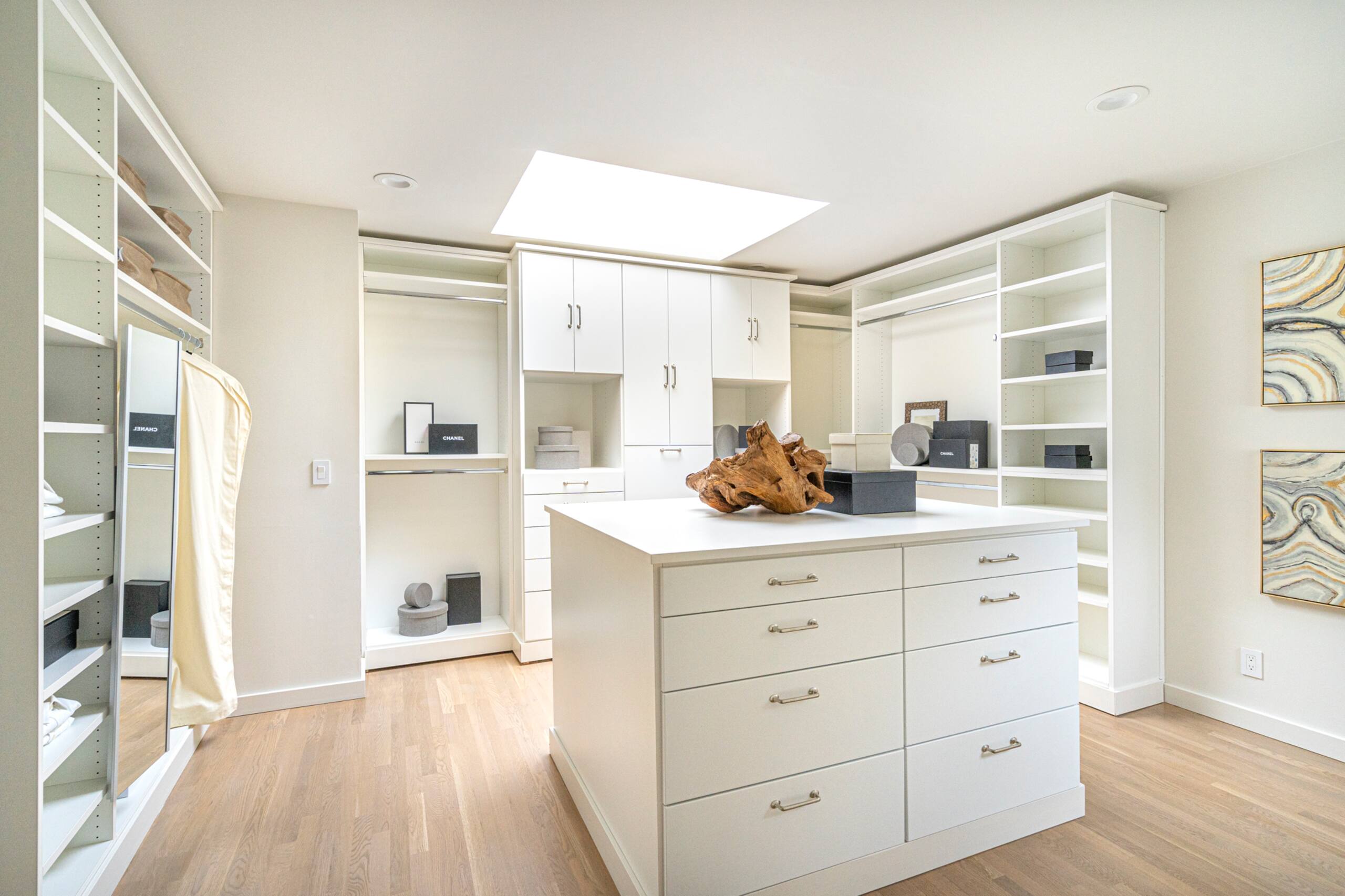 Condo in San Francisco · ★4.91 · 4 bedrooms · 4 beds · 4.5 baths - Image 15