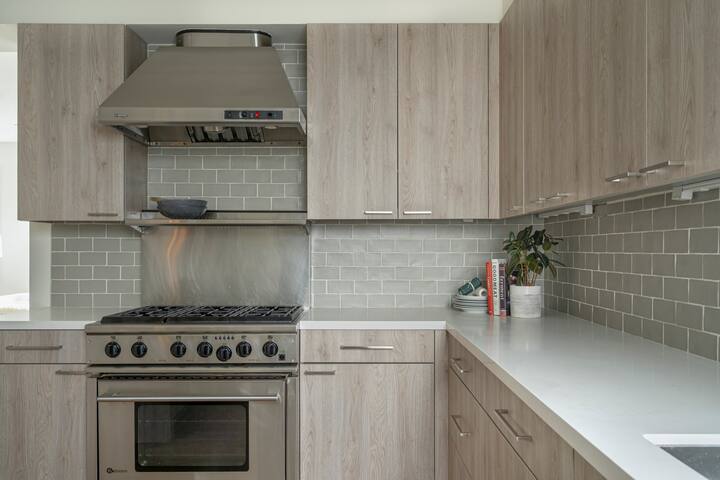 Pacific Heights View Penthouse with Terrace gallery image 4