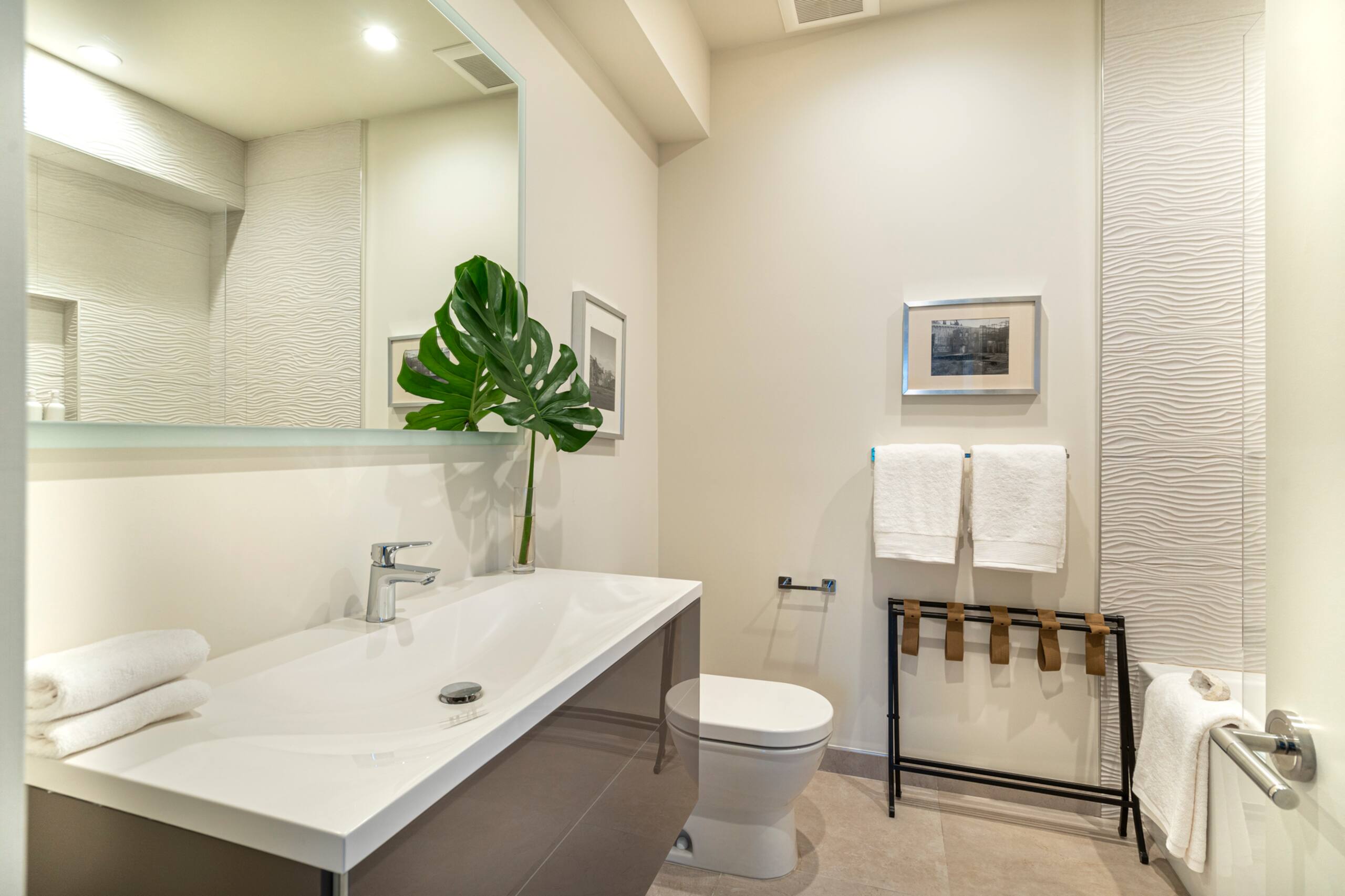 Condo in San Francisco · ★4.91 · 4 bedrooms · 4 beds · 4.5 baths - Image 20