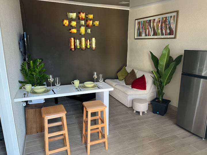 Lovely- 1 Bedroom Studio. Close To The Beaches - Aruba