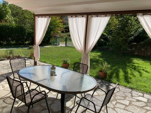Detached house in the Cinque Terre park