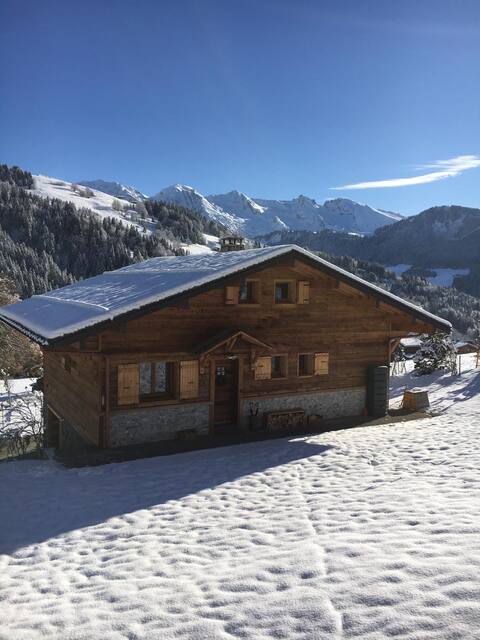Charming chalet with a view and fireplace, classified 4*