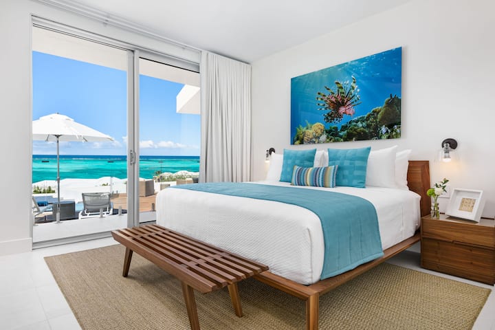 Საძინებელი 2 (ლომის თევზის ოთახი)