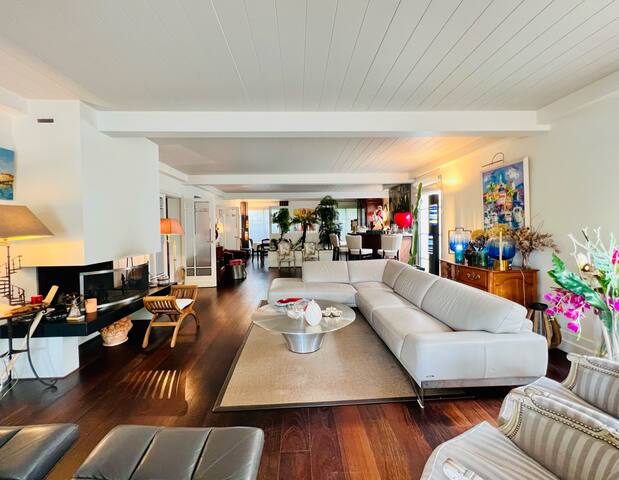 Villa 300m²/Piscine chauffée/Cinéma/Parking gallery image 2