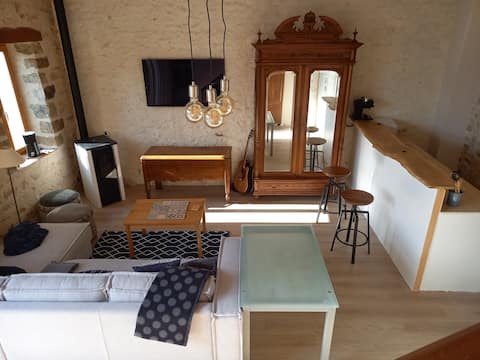 The Crapahuters' Lair