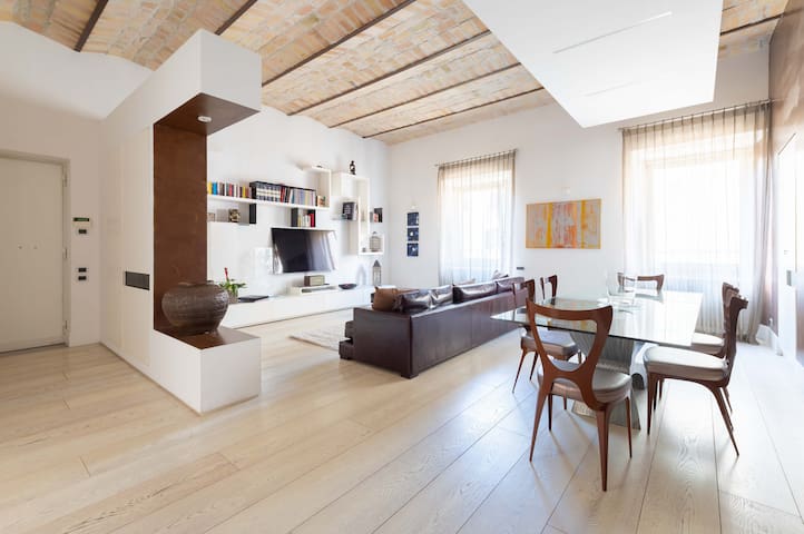 Vatican Luxury Design 3 Bedrooms Penthouse