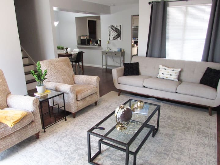 Loving 3 Bedroom Home Close to Downtown Dallas Houses for Rent in