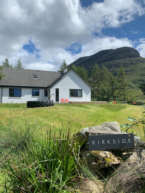 Stylish, Spacious Home in the Stunning Highlands!