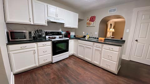 1129#3 / Ken’s place-cute / Free Parking