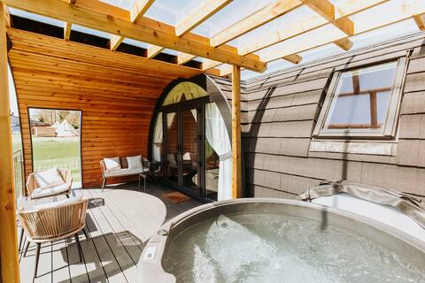 Luxury 2 Bedroom Glamping Pod with Hot Tub