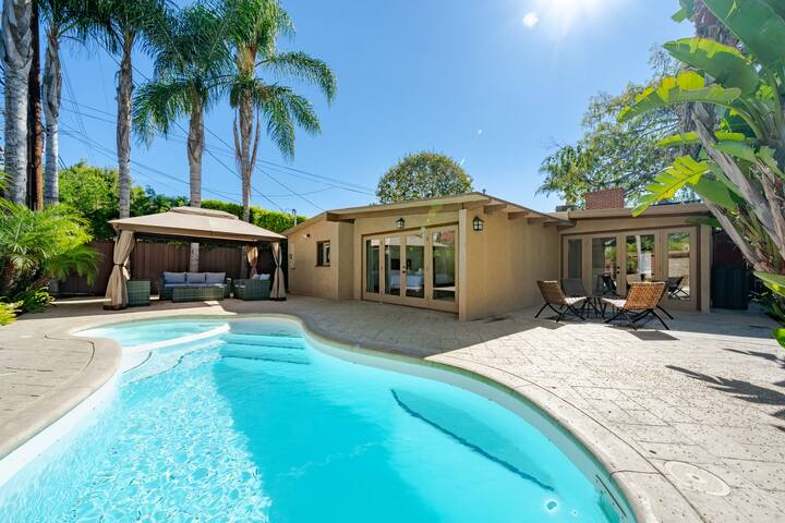 Brentwood 5BR/Heated Pool, Jacuzzi, Game Room gallery image 2