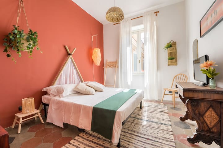 Bohome Suite, Ethnic Apt in the Center of Rome gallery image 2