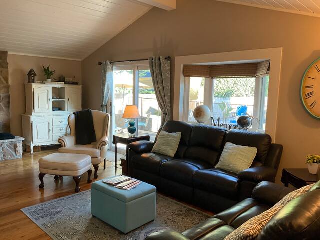 Serene Oasis Heated Pool 31 Day 3B/2B 5 Beds gallery image 4