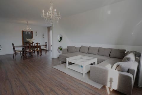 Cozy house with terrace for  up to 11 pers.