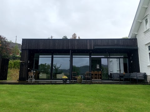 Villa Vedlene-central in Etne