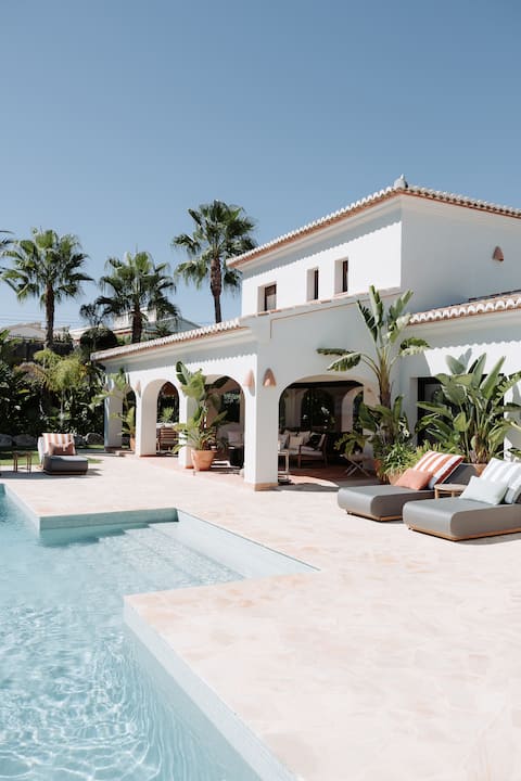 The Adelante House