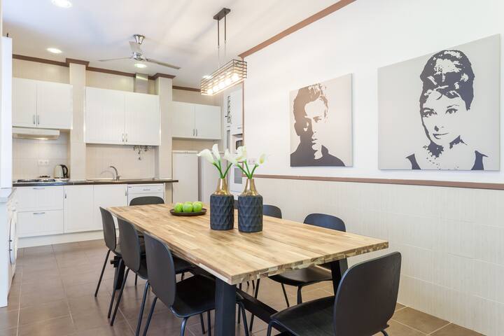 Casa da Rua do Norte – 5 Bedroom Apartment gallery image 4