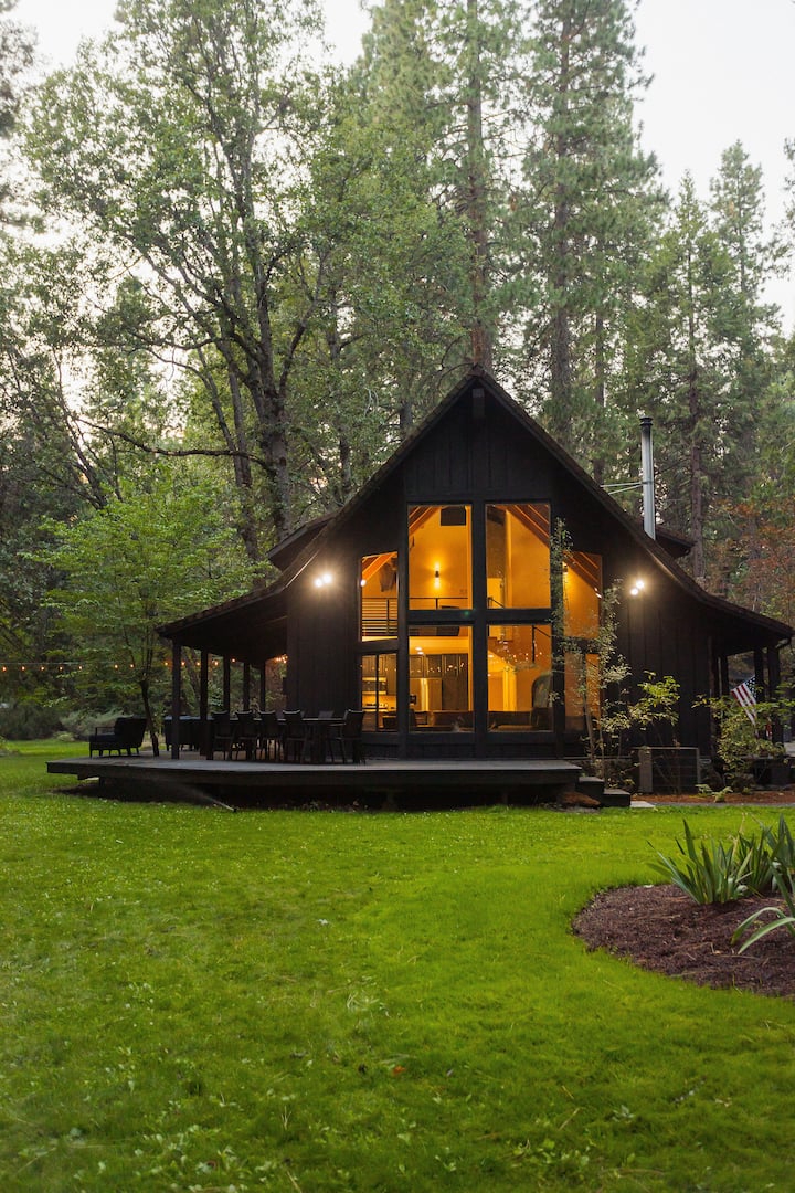 Stunning Luxury Mountain Cabin Mt Shasta Cabins for Rent in Mount