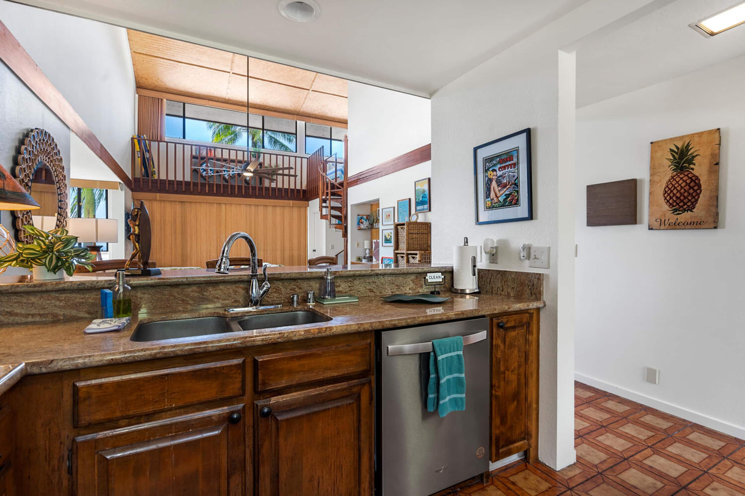 Condo in Kailua-Kona · ★4.99 · 3 bedrooms · 5 beds · 2 baths - Image 8