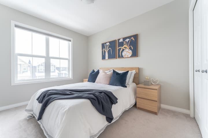 Tercer dormitorio con cama matrimonial