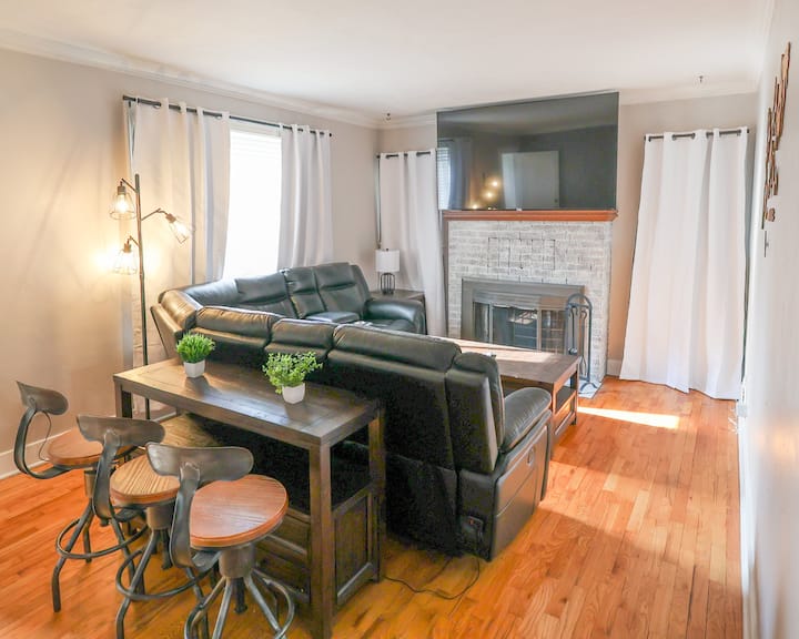 Fairview I 5 Beds I 2 Kitchens - Michigan
