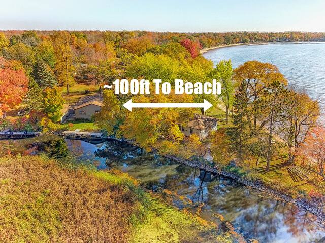 Lakefront Getaway | 3BR, Kayaks, Dock & Firepit gallery image 5