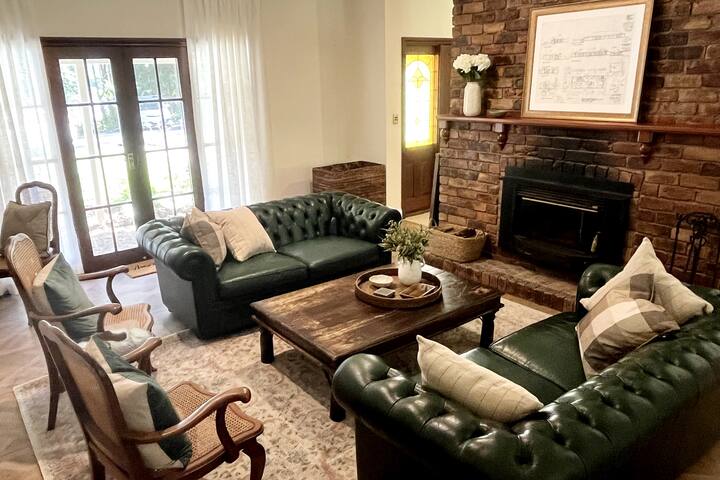 Country Getaway with Pool, Fire Pit and 5.5 acres gallery image 5