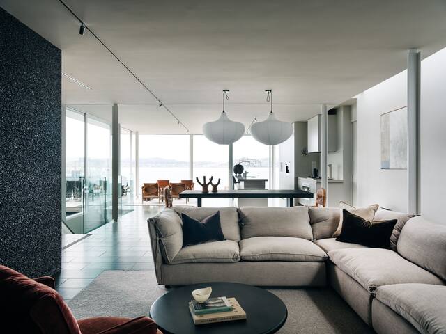 Luxury waterfront home with beach access gallery image 5