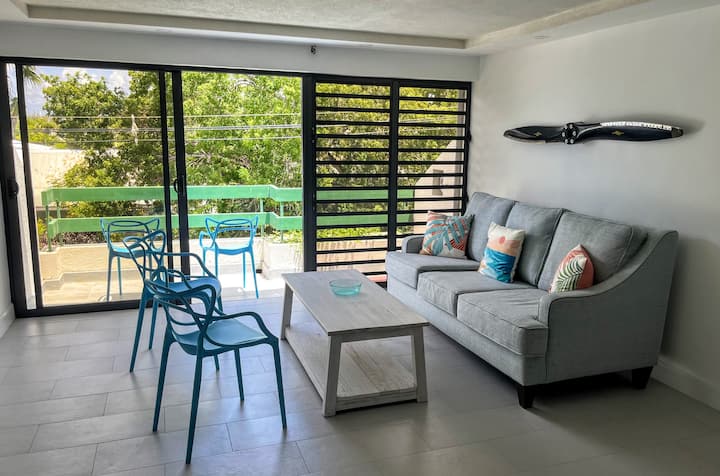 15 Banyan Crt With Pool Two Minutes From The Beach - Bridgetown