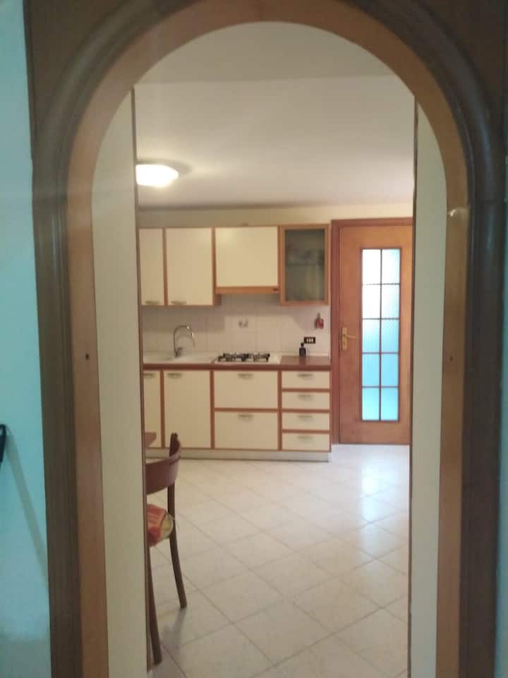 Casa Maruzzella : Lovely Two Double Bedroom - Nápoles
