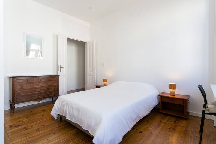 Fantastic Apartment with balcony – City Center gallery image 5